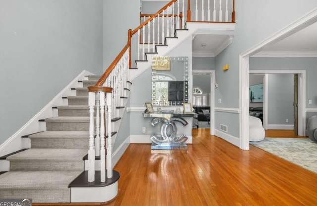 9800 Foxworth Drive Gallery 4