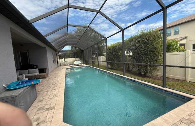 12913 UTOPIA Loop Gallery 3