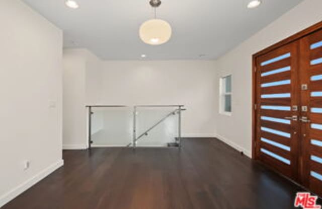 175 Barlock Avenue Gallery 3