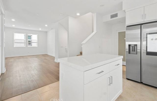 1050 N Anaheim Blvd Unit 2 - 1050 North Anaheim Boulevard, Anaheim, CA 92801