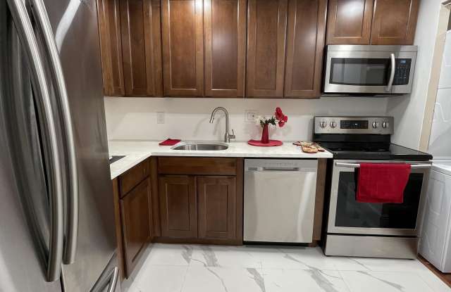 7900 Colony Cir S. #204-14 Gallery 2