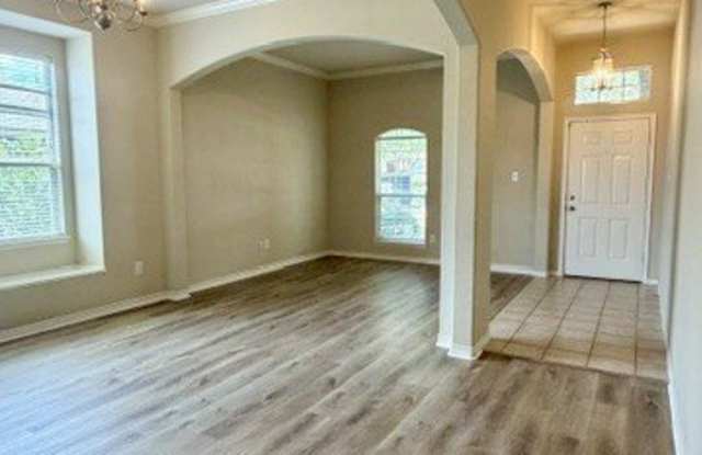 1700 Summerfield Drive Gallery 3