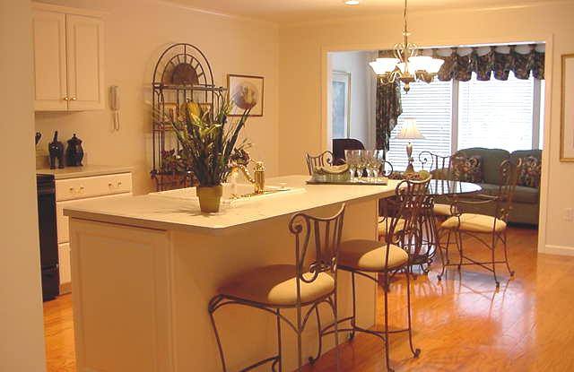 30 Glen Dr Gallery 4