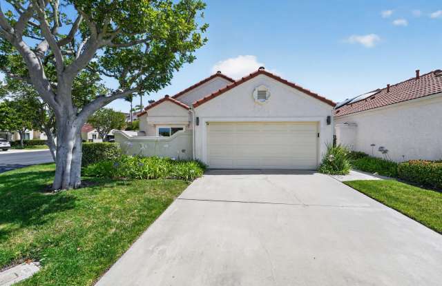 12137 Putting Green Row photos photos 12137 Putting Green Row photos photos
