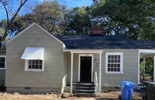 **AVAILABLE NOW**Total Electric 3 Bedroom / 1 Bathroom Home for Rent Near Ft. Benning in Columbus, GA*** photos photos