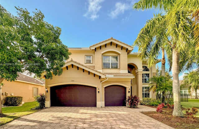 11894 Fox Hill Cir photos photos