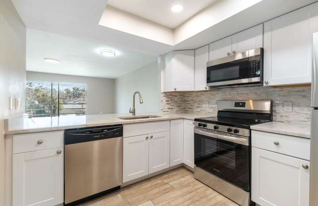 Newly Renovated, 2-Bed, 2-Bath, 2nd Floor Unfurnished Condo in Great Location photos photos