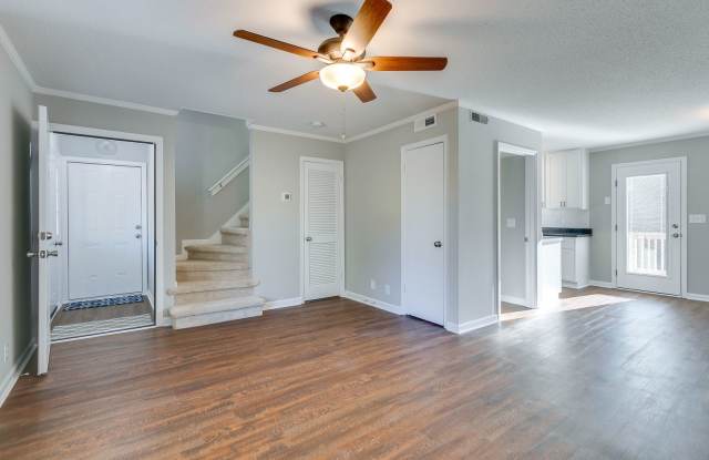 Beautiful Two Bedroom Columbia Duplex – Minutes From Downtown! photos photos