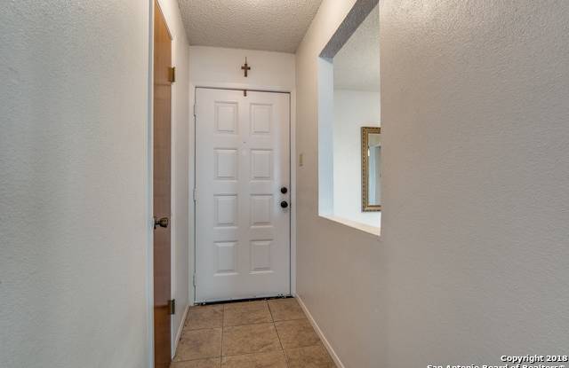 14431 BLUEWOOD DR Gallery 3