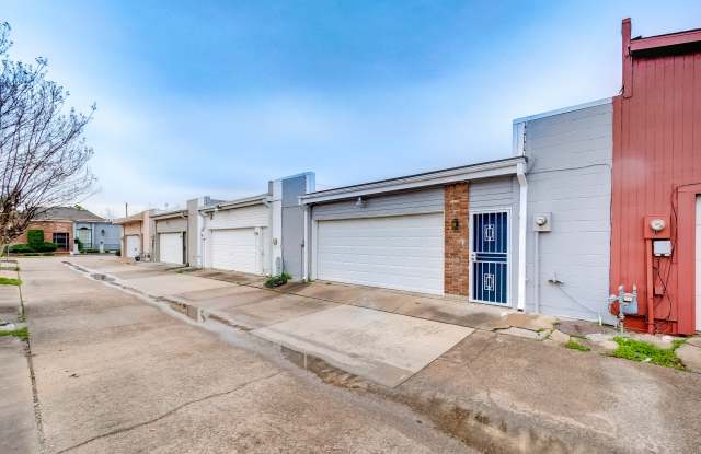 9408 Stonehouse Ln Gallery 4