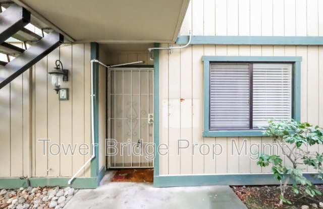 100 Del Verde Circle photos photos