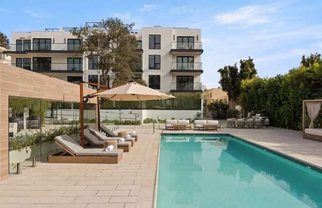 505 S Barrington Ave unit: 106 photos photos