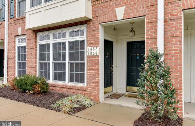 4652 BATTENBURG LN #532 Gallery 2