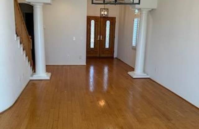 1046 Cactus Court Gallery 4