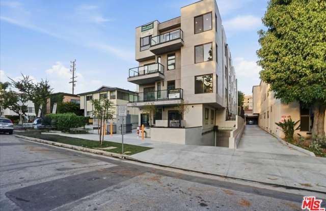 1820 Prosser Avenue Gallery 1