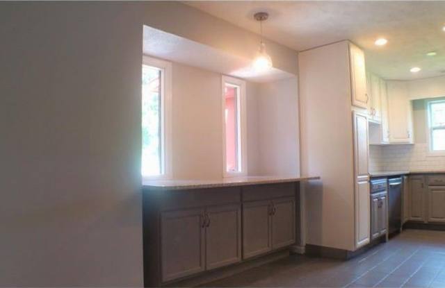 294 W Junction Court North West Gallery 4