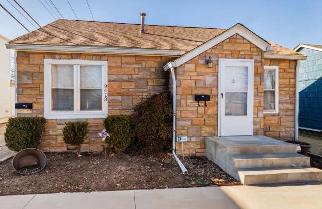 9413 N McKinley Ave photos photos