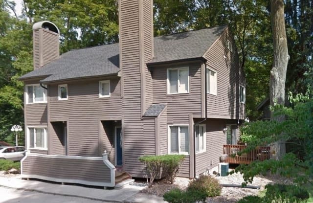 100 Tulip Tree Court - 100 Tulip Tree Ct, Ann Arbor, MI 48103