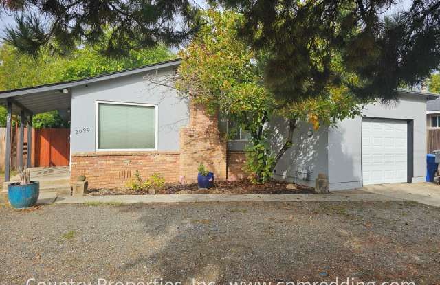 Garden Tract 3-Bedroom House with Hardwood Floors Available Now! photos photos