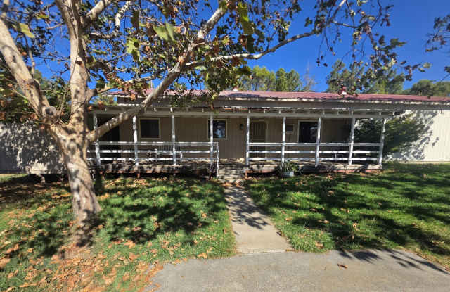 3 Bedroom 1 Bath Home For Rent! Gallery 1