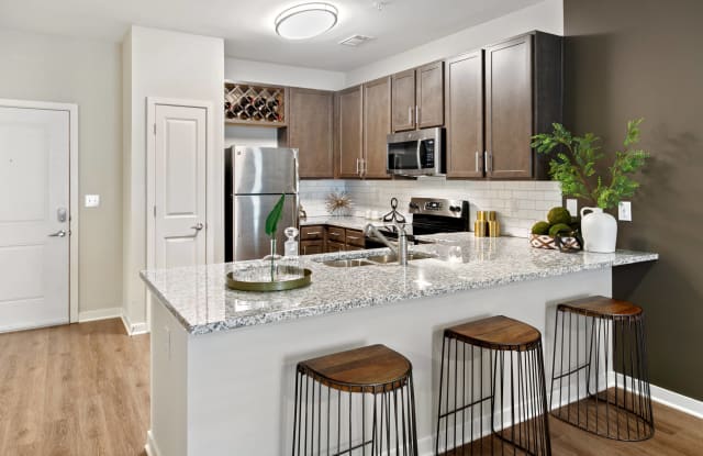 Legacy at Jones Farm Apartments Gallery 4