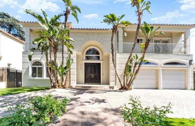 5150 Teesdale Avenue photos photos