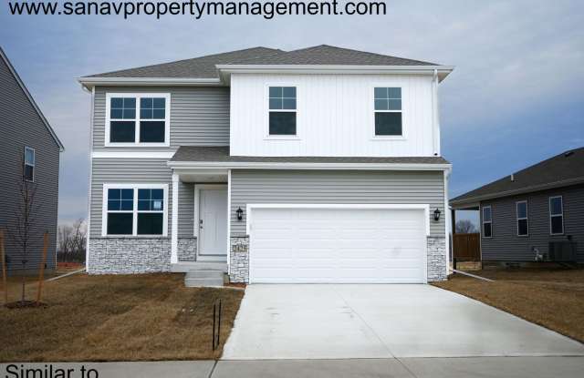 Stylish and Spacious 2 Story, 4-Bedroom Home in West Des Moines Gallery 3