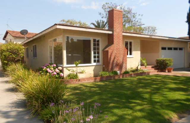 10842 Oregon Ave. photos photos