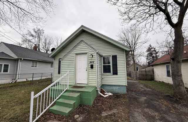 442 S Marshall St photos photos