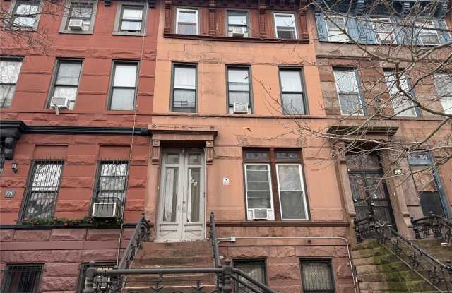 768 Greene Avenue unit: 2 photos photos