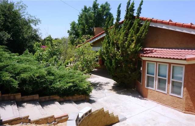 5643 Crinklaw Lane Gallery 2