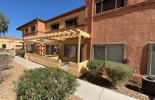 Mesa Ridge Village photos photos