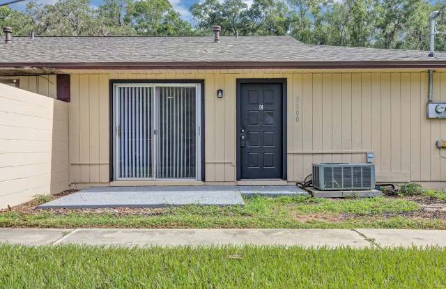 Charming 2-Bedroom Apartment for Rent – Great Location in Ocala! Deposit-Free Move-In Available through Obligo! photos photos
