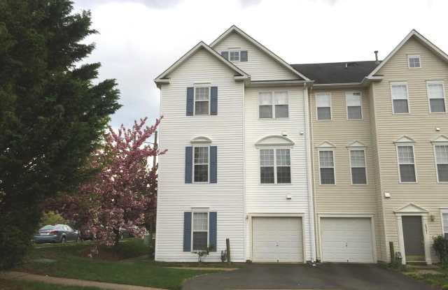 2559 LOGAN WOOD DRIVE Gallery 2