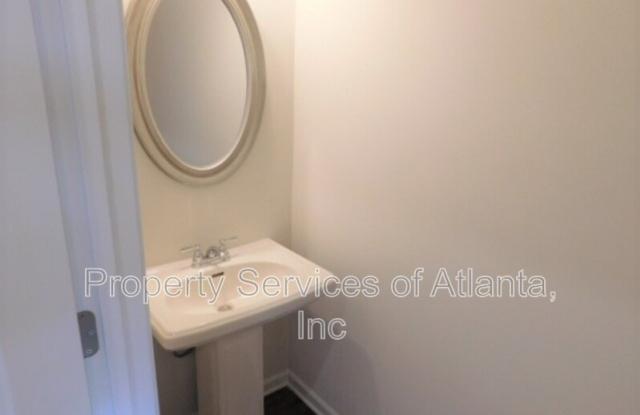 523 Ryan Ct Gallery 4