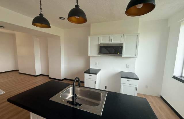 Newly Updated 2 Bedroom Home In the Southside! Gallery 4