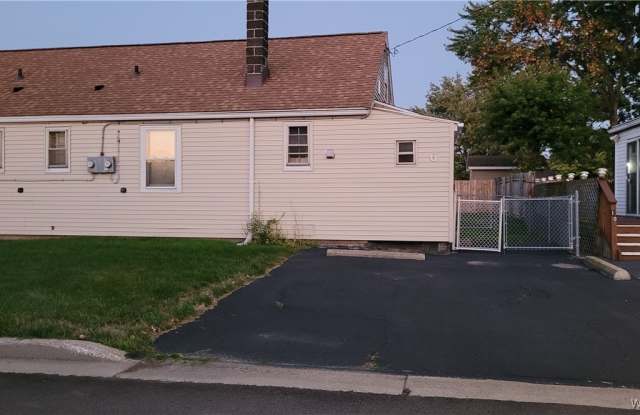6 Balzac Court photos photos