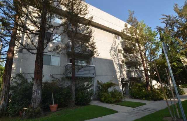 CLK - Clark Apts photos photos