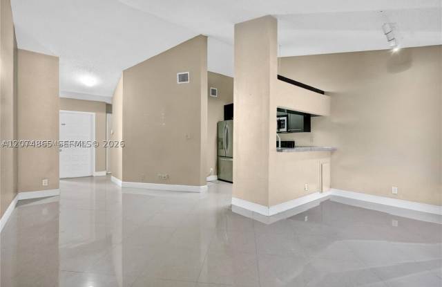 9407 SW 138th Pl Gallery 3
