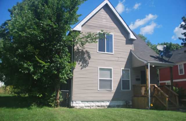 123 East Howard Street - 1 photos photos