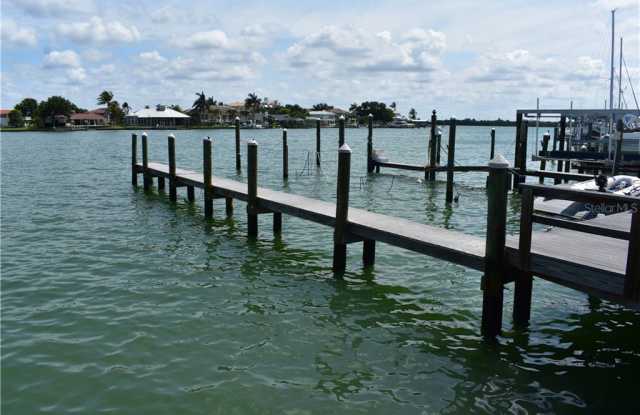 716 BAYWAY BOULEVARD - 716 Bayway Boulevard, Clearwater, FL 33767