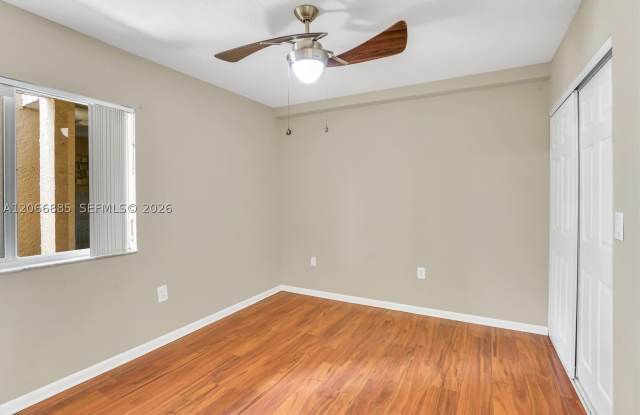 9537 Weldon Cir Gallery 3