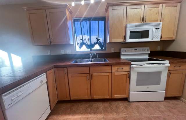 CONDO - MONTEZUMA/RIMROCK AT THUNDER RIDGE ESTATES/LAKE Gallery 4