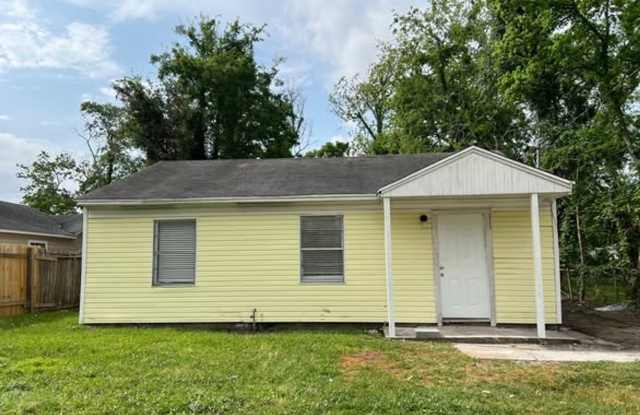 House For Rent 2023 Delaware St Beaumont, TX 77703 photos photos