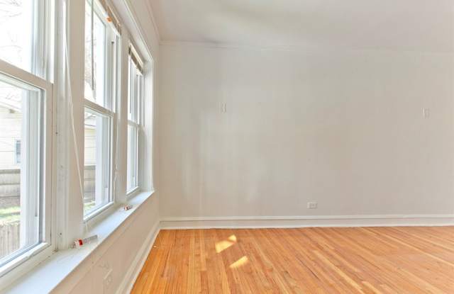 11932-38 S. Stewart Gallery 3