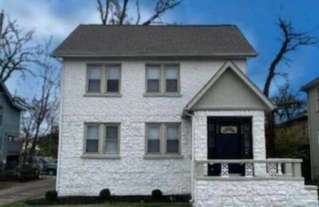 750 N Dawson Avenue photos photos