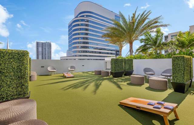 The Registry Las Olas Gallery 4