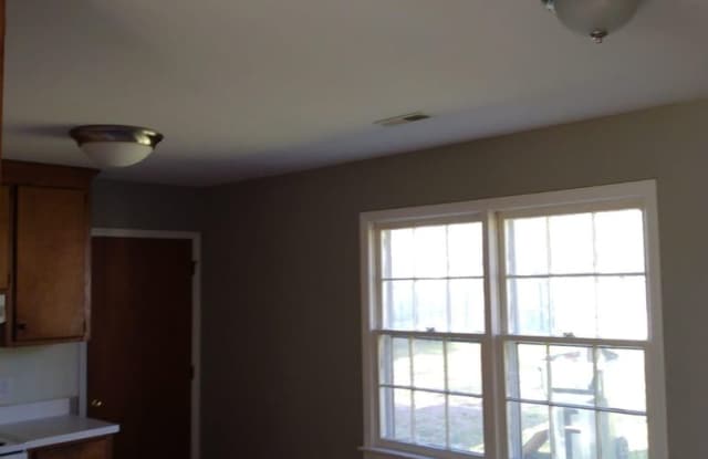 1809 East Trail Drive Gallery 4