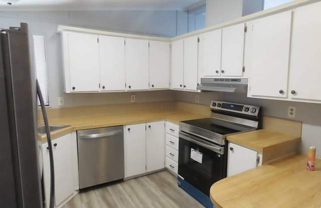 1077 Quail Dr. Gallery 2