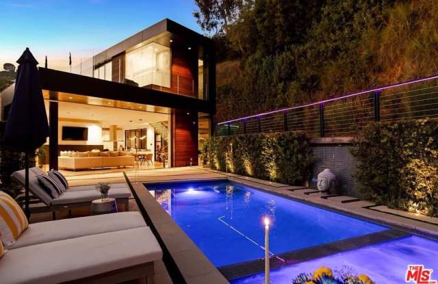 1331 Belfast Dr photos photos